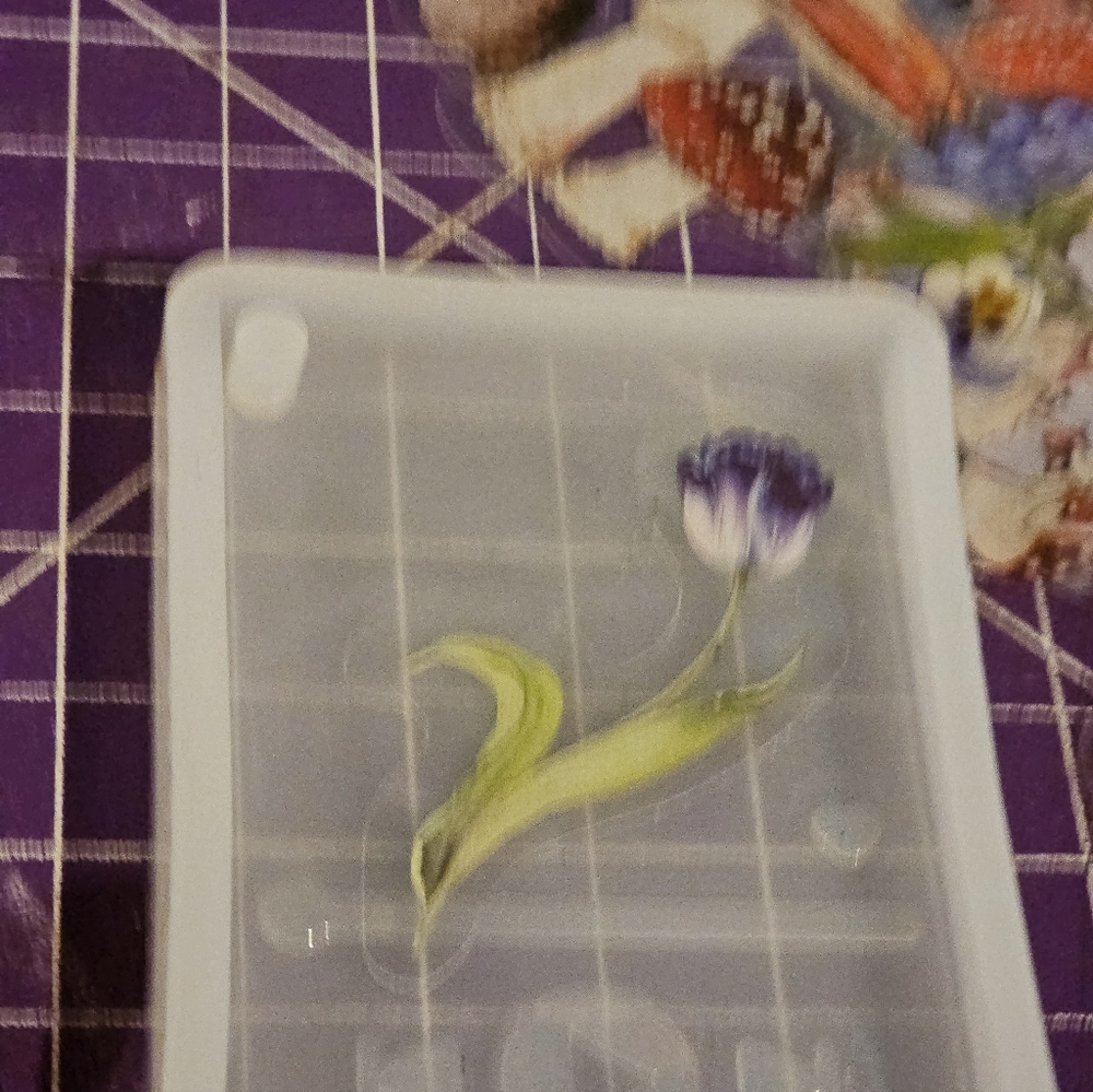 Custom Made Epoxy Spotify Keychain - Picture 4 of 8
